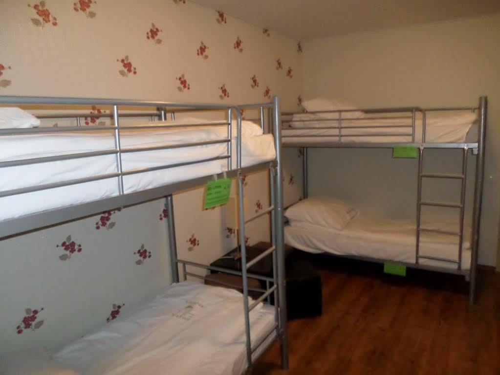 Hostel Krokodyl Warsaw Luaran gambar